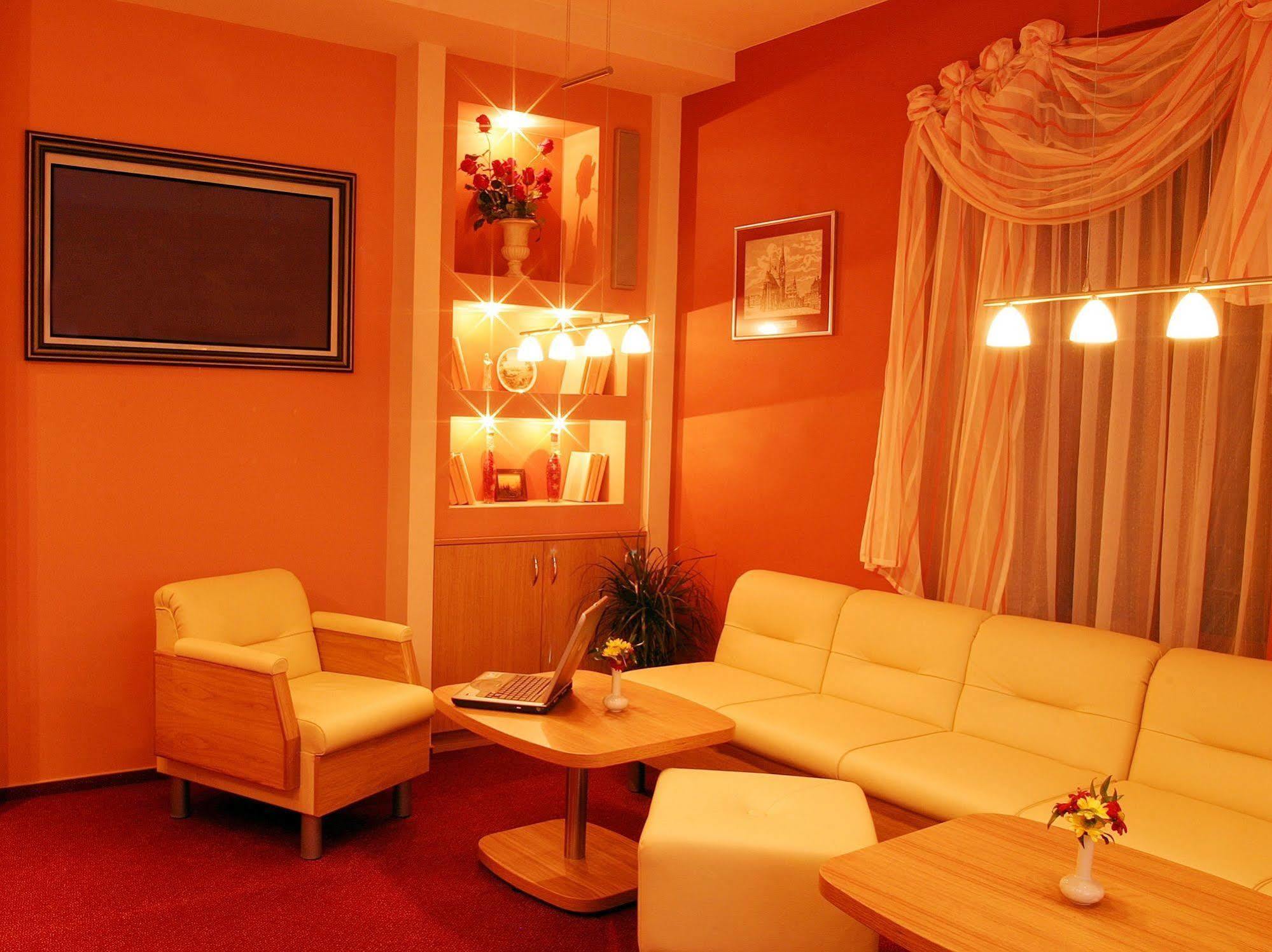 Palace Готель 3*