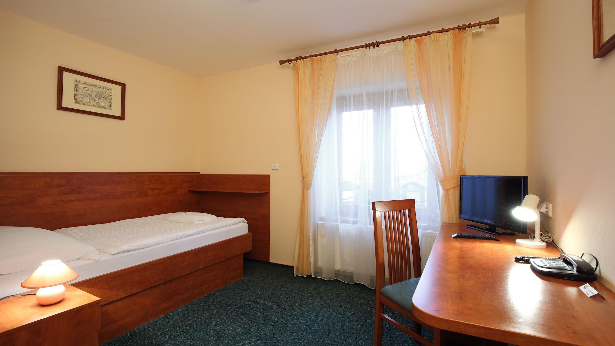 Palace 3* Plzen