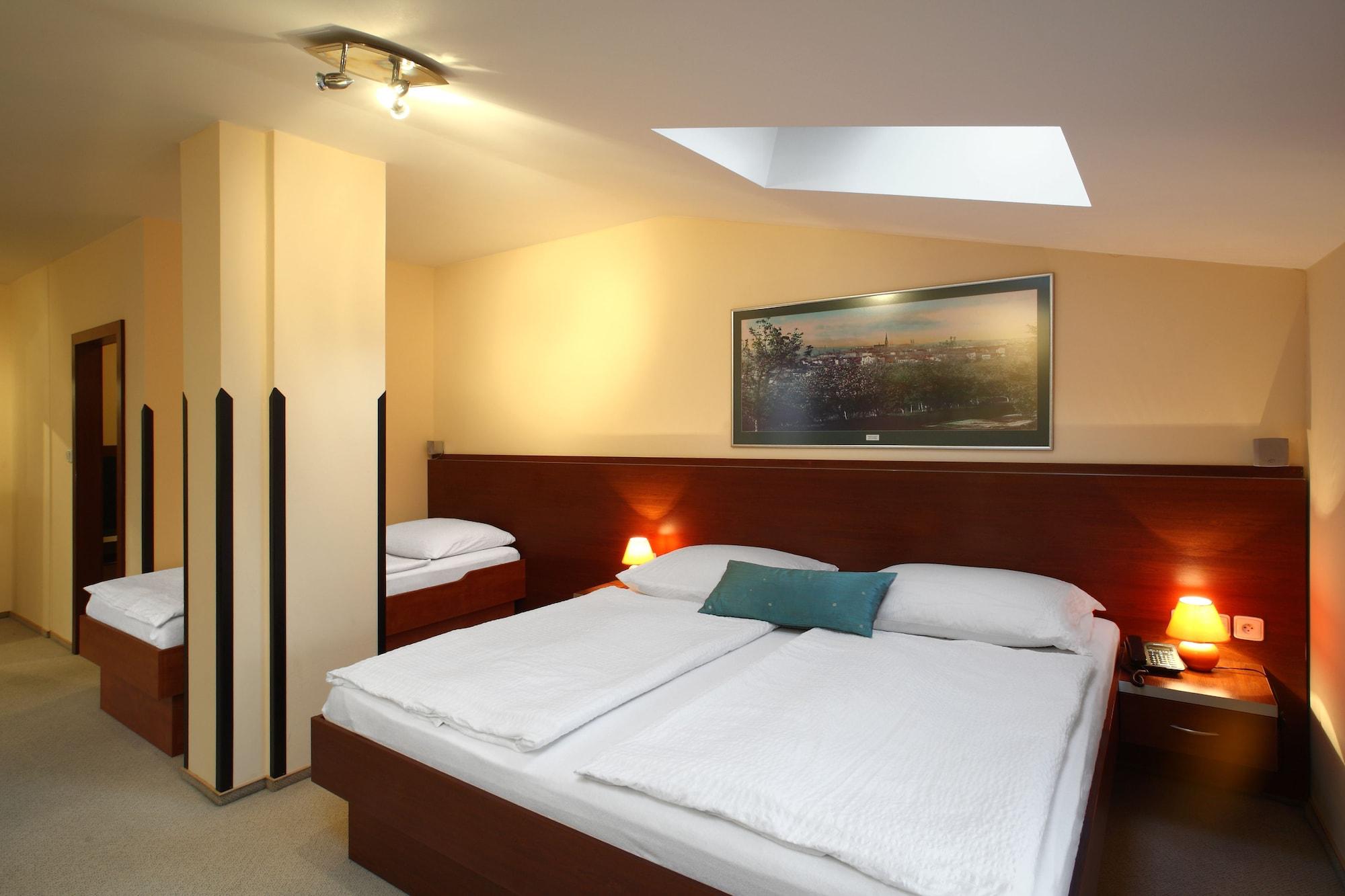 Palace 3* Plzen